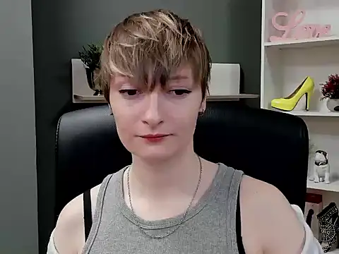 Snapshot of hottieBlair chatting on October 21, 2025, 6:14 am hottieBlair online show from October 21, 2025, 6:14 am