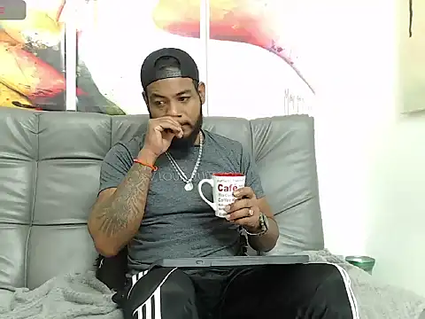 BladeFoxxx1 online show from November 9, 2025, 9:07 am