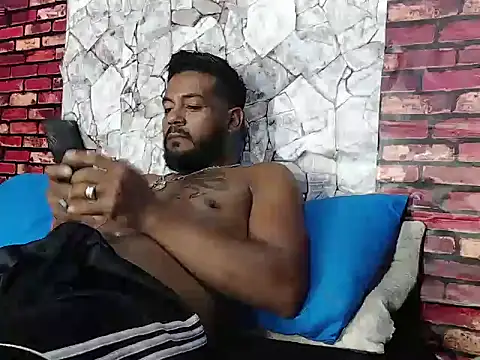 BladeFoxxx1 online show from April 20, 2026, 8:54 pm