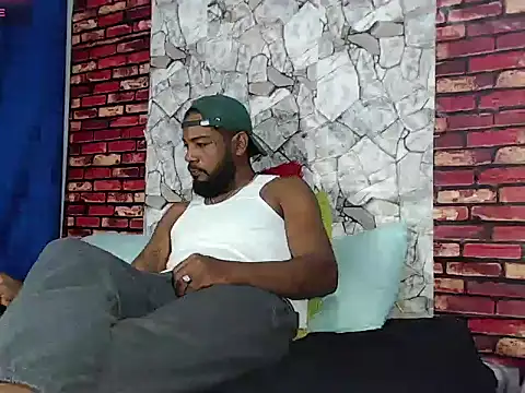 BladeFoxxx1 online show from May 18, 2026, 1:45 am