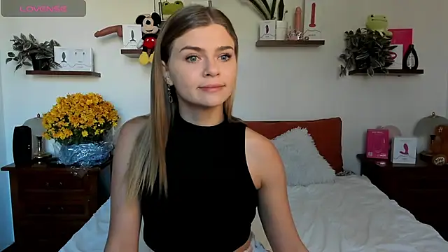 HaleyReedme online show from November 5, 2025, 7:41 am