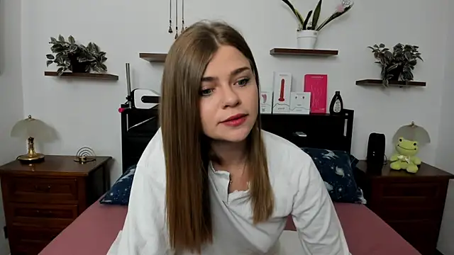 HaleyReedme online show from April 18, 2026, 6:28 am