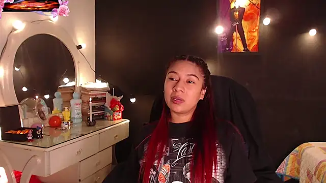 Snapshot of yes0225 chatting on October 14, 2025, 4:08 pm yes0225 online show from October 14, 2025, 4:08 pm