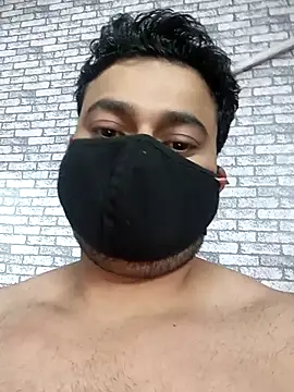 sumitsharma72 online show from November 14, 2025, 5:44 pm