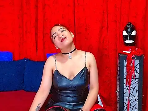 SharonCasttle online show from May 5, 2026, 2:14 pm
