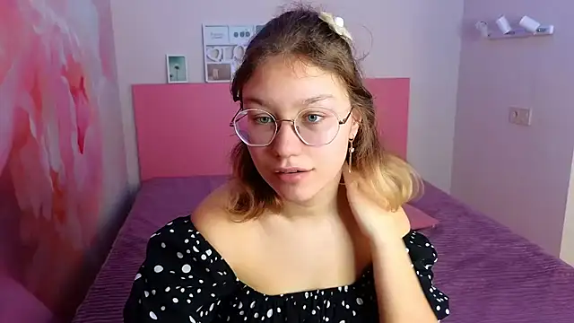 AngelinaLow online show from March 20, 2025, 3:25 pm