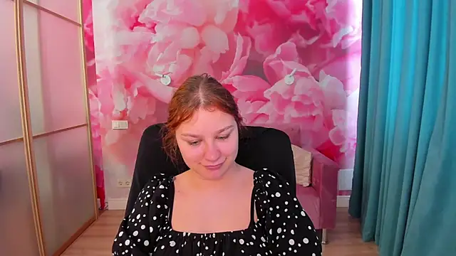 Snapshot of AngelinaLow chatting on May 25, 2026, 11:27 am AngelinaLow online show from May 25, 2026, 11:27 am