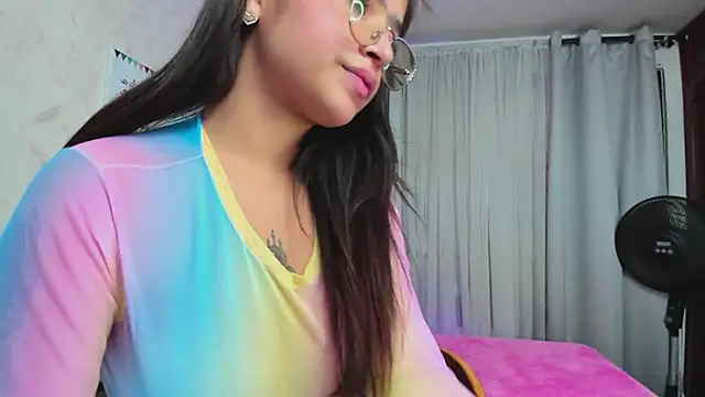 sophie-carter online show from September 27, 2025, 8:03 pm