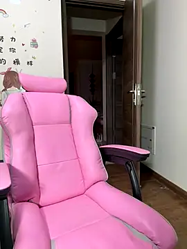 Snapshot of aa520uv chatting on October 15, 2025, 4:29 pm aa520uv online show from October 15, 2025, 4:29 pm