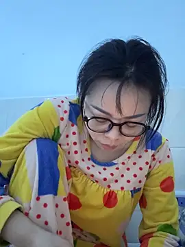 Snapshot of aa520uv chatting on October 24, 2025, 3:08 pm aa520uv online show from October 24, 2025, 3:08 pm