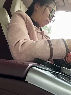 Snapshot of aa520uv chatting on November 6, 2025, 4:57 am aa520uv online show from November 6, 2025, 4:57 am