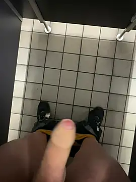 wassermann8484 online show from March 22, 2025, 2:27 am