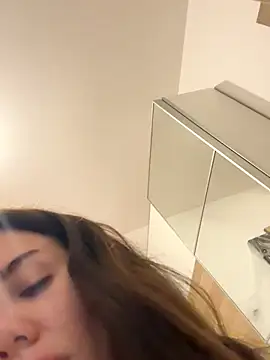 CelineReys online show from October 18, 2025, 3:24 pm