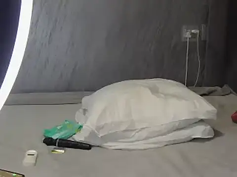 Hotytoty26 online show from October 21, 2025, 4:57 am