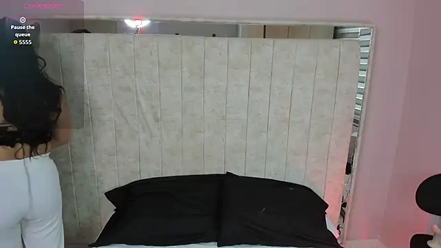 Snapshot of Alice_26_ chatting on September 8, 2025, 8:30 pm Alice 26 online show from September 8, 2025, 8:30 pm