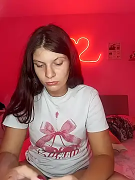 MeCherryy online show from September 16, 2025, 7:48 pm