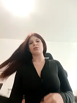 MeCherryy online show from October 21, 2025, 2:18 pm