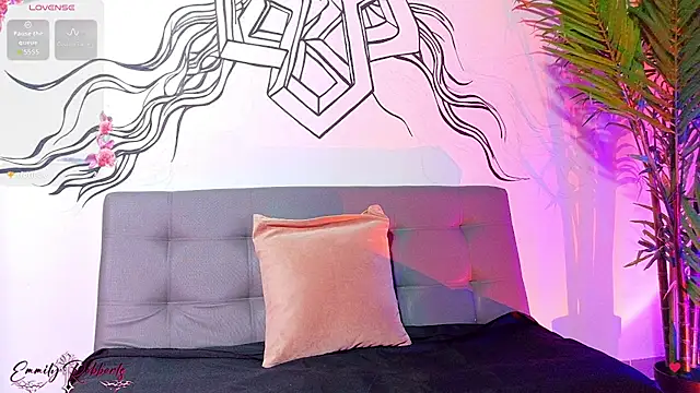 Emmi Roberts online show from February 12, 2026, 12:16 am