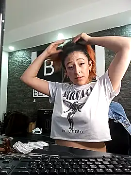 Snapshot of Hairydoll_ chatting on May 14, 2026, 6:47 pm Hairydoll online show from May 14, 2026, 6:47 pm