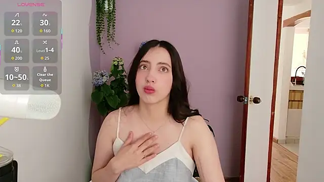 Snapshot of Rebbecawhite_meow chatting on February 22, 2026, 3:32 pm Rebbecawhite meow online show from February 22, 2026, 3:32 pm