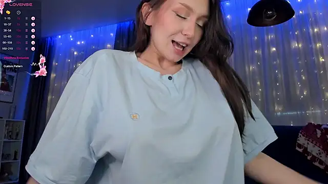 nerenuu  online show from March 1, 2026, 1:40 am