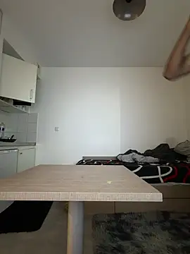 Renoirmonter online show from April 10, 2026, 1:38 pm