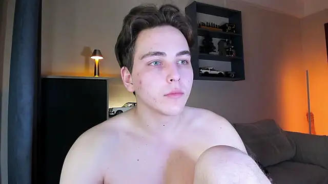 Snapshot of Eric_ether chatting on March 9, 2026, 7:18 pm Eric ether online show from March 9, 2026, 7:18 pm