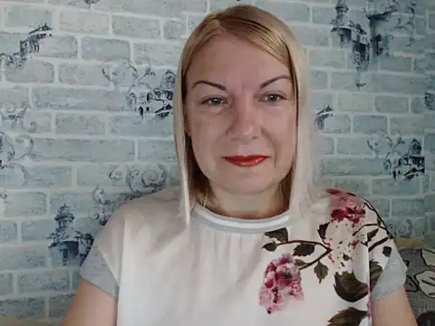 Lillia Ray online show from September 20, 2025, 6:25 am