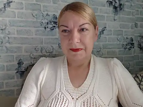 Lillia Ray online show from October 11, 2025, 7:51 am