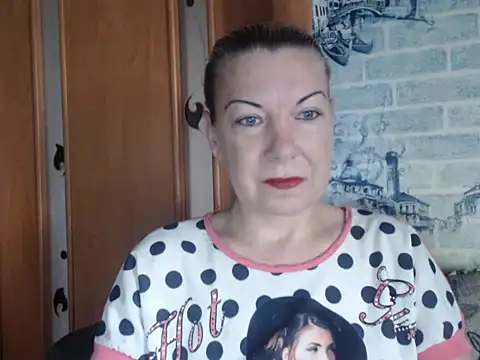 Snapshot of Lillia_Ray chatting on July 15, 2026, 8:52 am Lillia Ray online show from July 15, 2026, 8:52 am