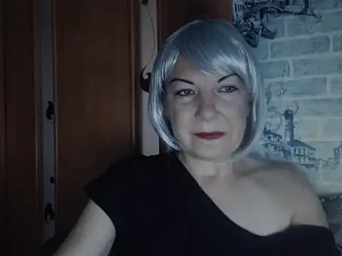 Snapshot of Lillia_Ray chatting on August 1, 2026, 6:56 am Lillia Ray online show from August 1, 2026, 6:56 am