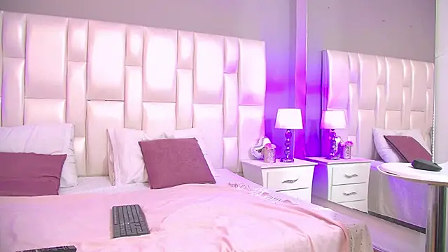 Mandyy1  online show from March 16, 2025, 1:49 pm