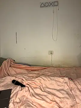 Snapshot of DarkVelvet chatting on September 21, 2025, 8:32 pm DarkVelvet online show from September 21, 2025, 8:32 pm