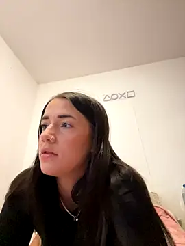 DarkVelvet online show from December 17, 2025, 10:43 am