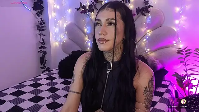 AnfisaLetyagho online show from December 3, 2025, 1:35 am