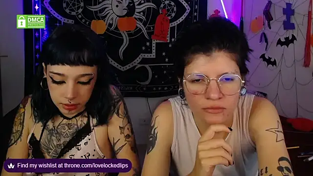 lovelockedlips online show from October 25, 2025, 1:02 am