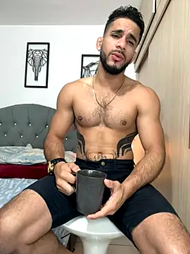 Maximiliano ford online show from September 24, 2025, 10:29 am