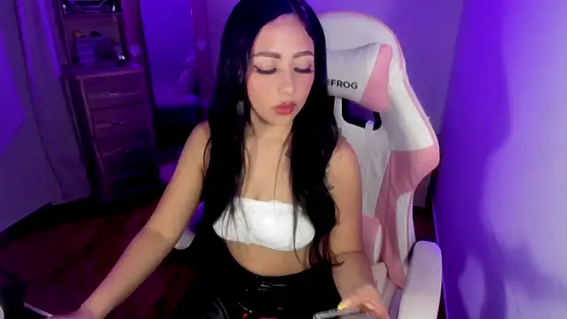 Snapshot of Sweet_milady chatting on September 12, 2025, 8:03 am Sweet milady online show from September 12, 2025, 8:03 am