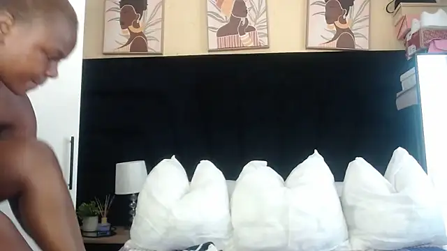 sexdevolxx online show from December 16, 2025, 5:23 am