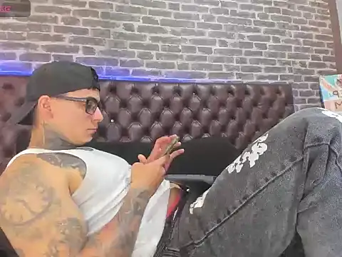 Max Stron111 online show from January 19, 2026, 2:10 pm