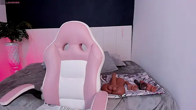 loress ass mature online show from March 12, 2026, 6:36 pm