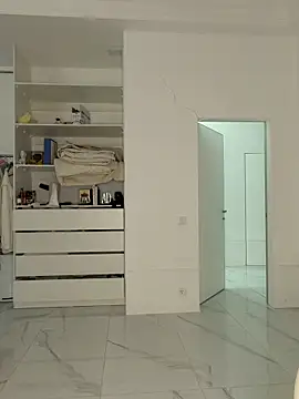 Amy Sky  online show from March 13, 2026, 9:10 pm