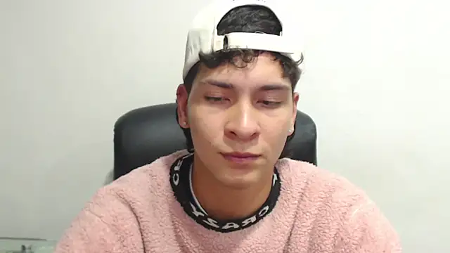 Jhojan twink online show from March 15, 2025, 12:47 am