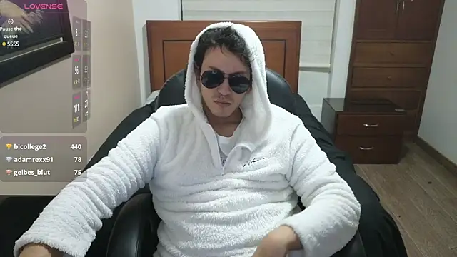 Snapshot of hardaftercum chatting on March 23, 2025, 8:48 am hardaftercum online show from March 23, 2025, 8:48 am