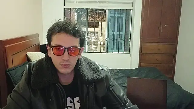 hardaftercum online show from June 5, 2026, 2:29 am