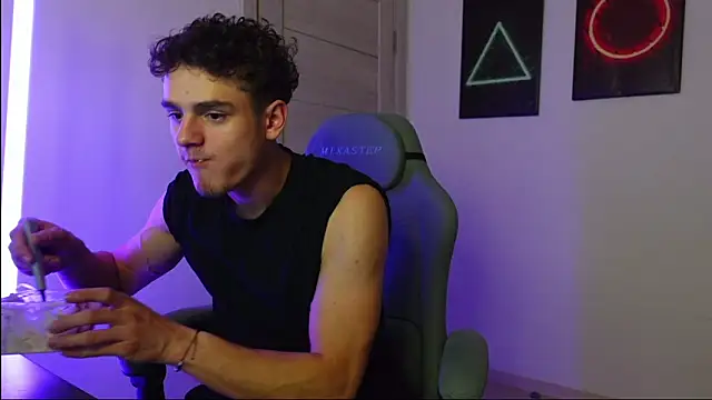 Brad Holloway online show from September 15, 2025, 1:11 pm