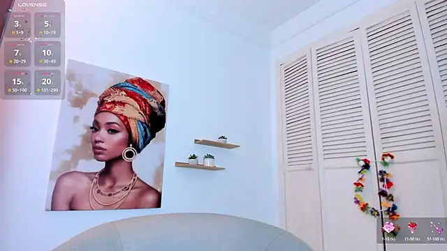 Layla arabelle online show from November 3, 2025, 7:48 pm