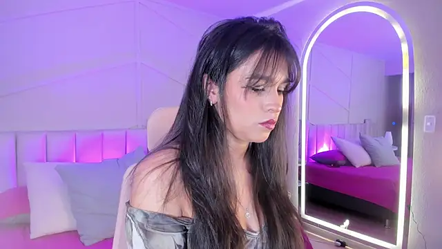 Eimmy bm online show from November 26, 2025, 7:48 pm