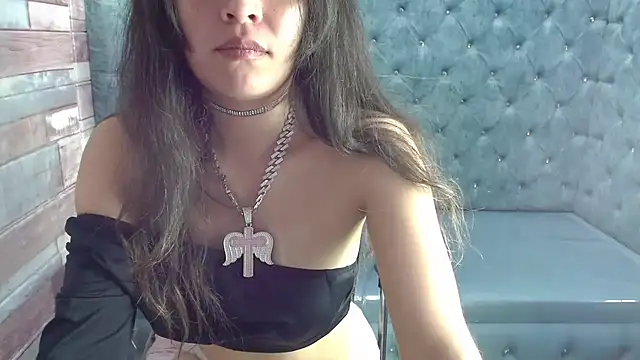 Lizeth Garcia online show from October 9, 2025, 12:25 pm