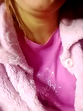 Maya-Moon online show from January 14, 2026, 2:39 am